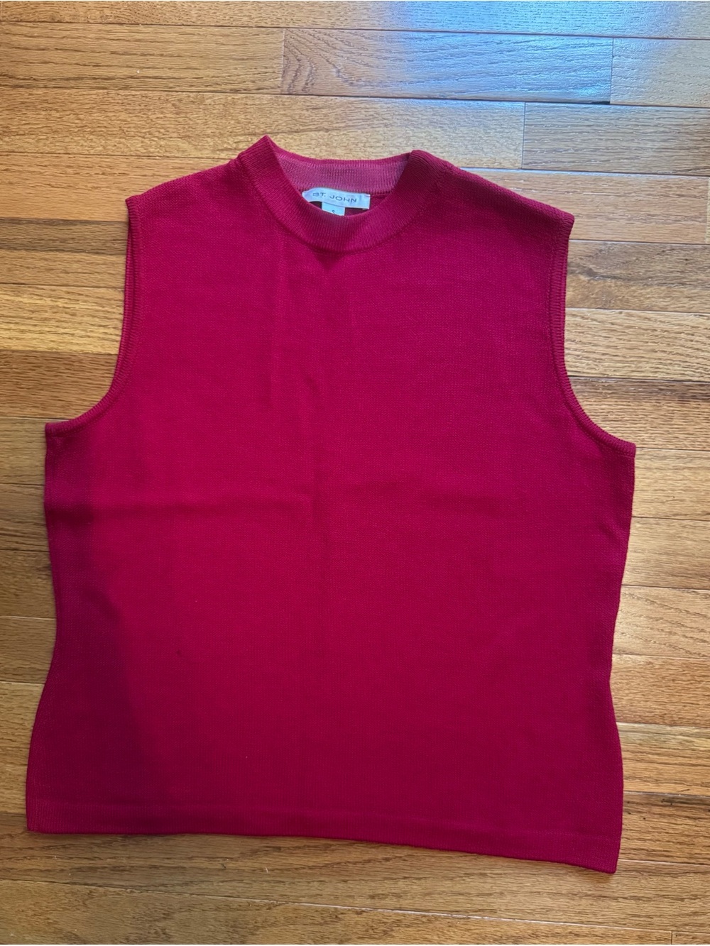 St John Santana Knit Red Crewneck Top-Shoulder Zip